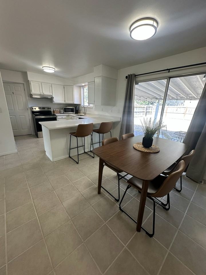 11465 Cherry Drive, Unit Main - Photo 4 of 19