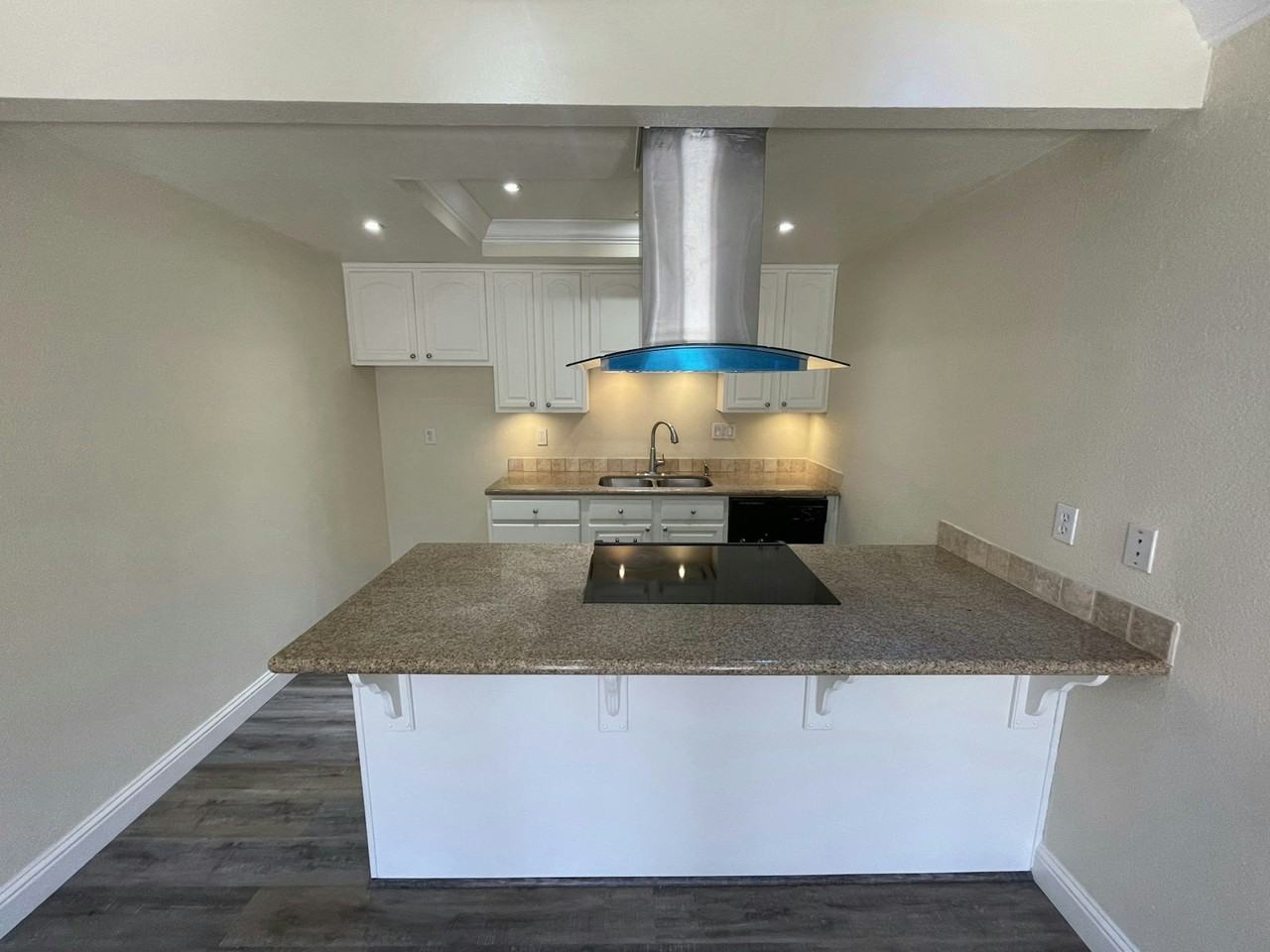 1638 Sierra Gardens Drive, Unit B-Right side - Photo 5 of 19