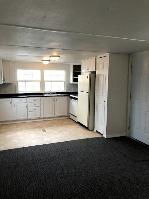 2718 Zachary Drive - Photo 2 of 17