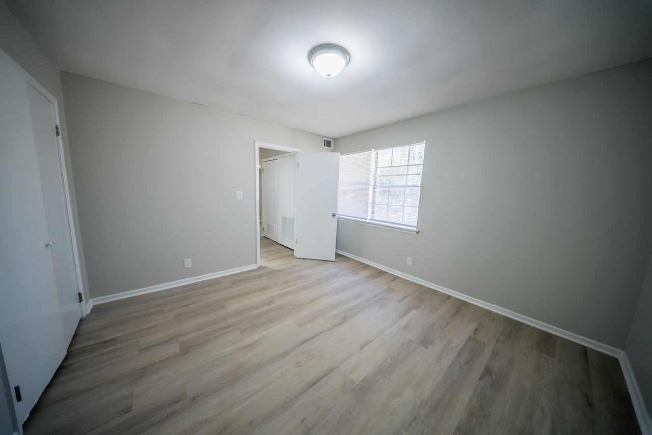 203 Johnson St #D - Photo 4 of 15