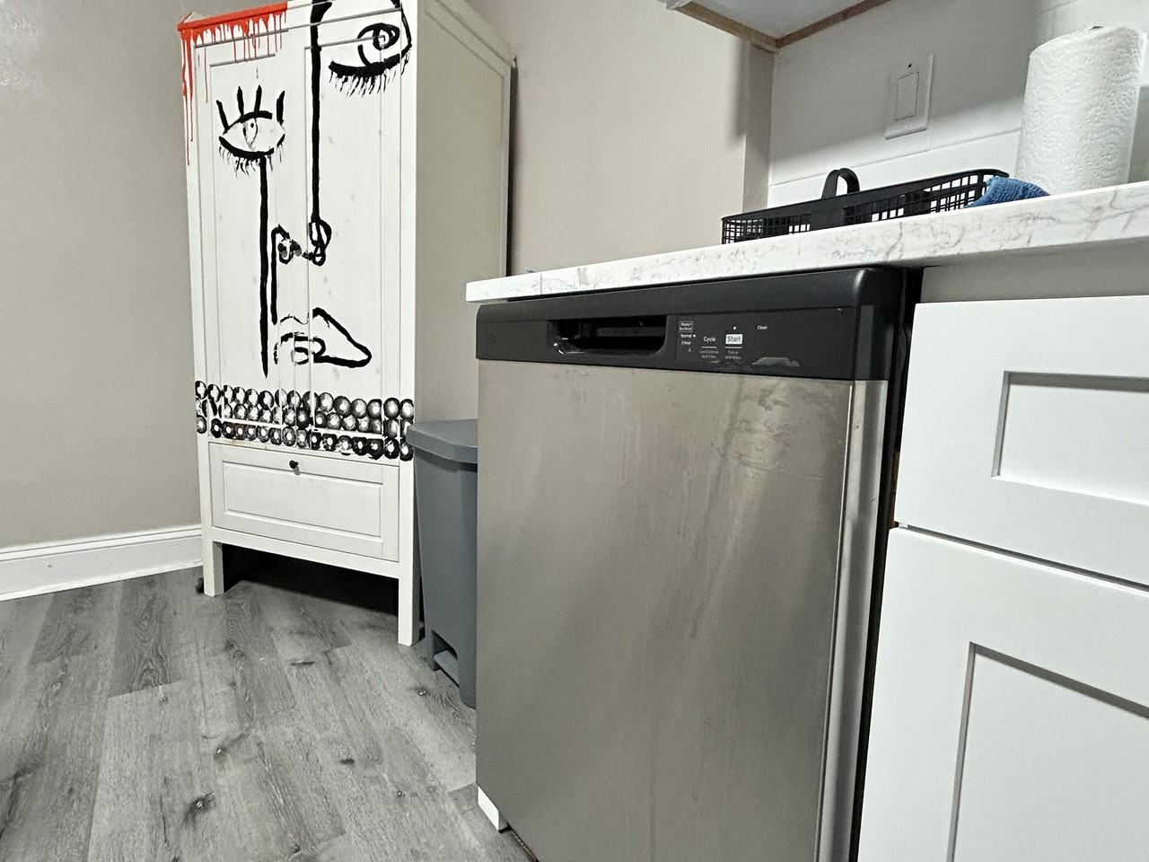 627 South St - Photo 5 of 14