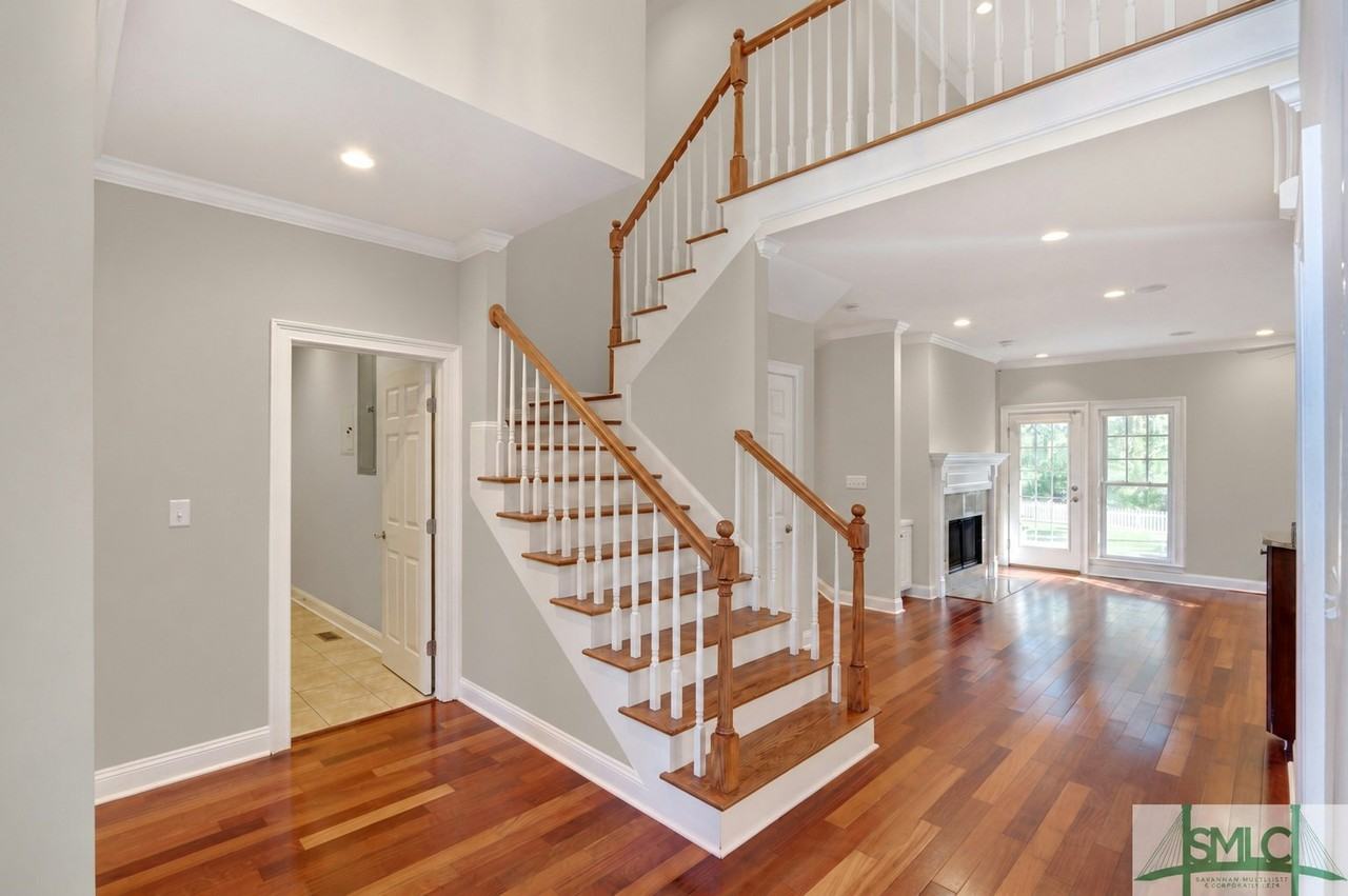 206 Island Creek Ln - Photo 2 of 33
