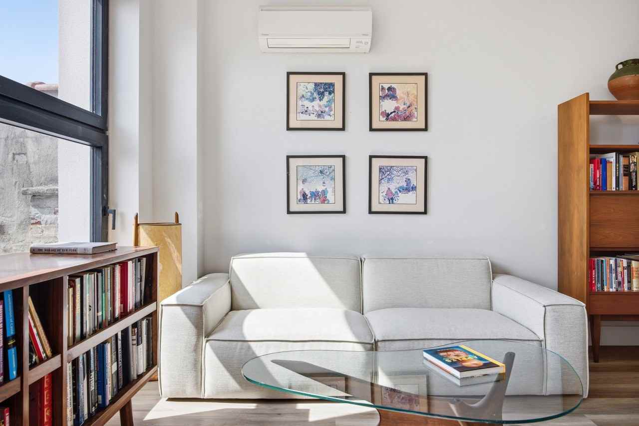 288 Willoughby Ave #5 - Photo 6 of 20