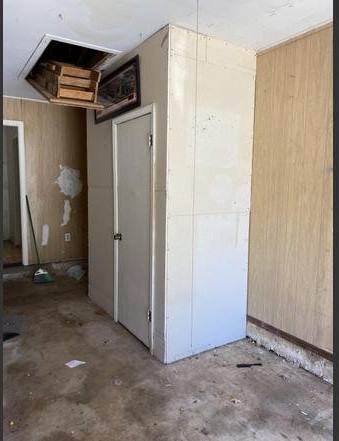 429 E Hillcrest Ln - Photo 3 of 20