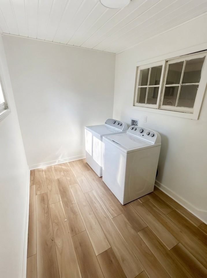 815 N Oakwood St - Photo 4 of 13