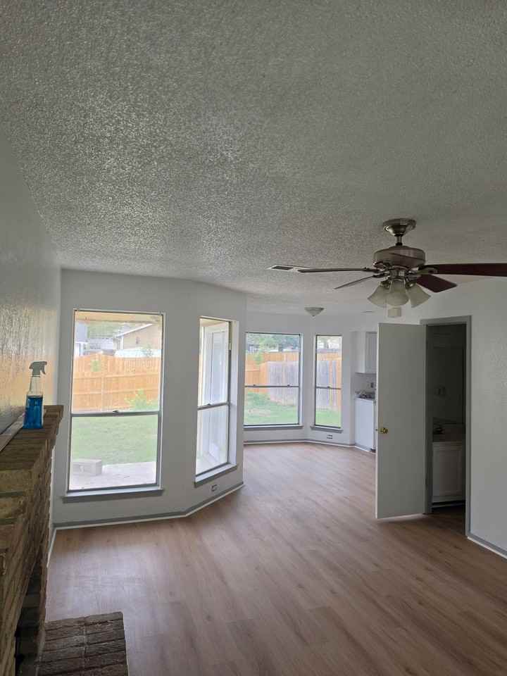 12136 Thompkins Dr #A - Photo 2 of 8