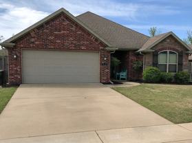 2977 W Miramar Dr - Photo 1 of 1