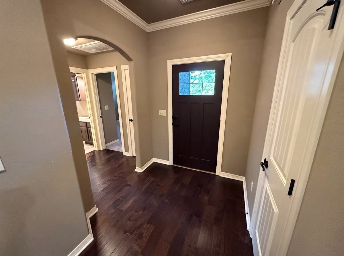 2977 W Miramar Dr - Photo 2 of 18