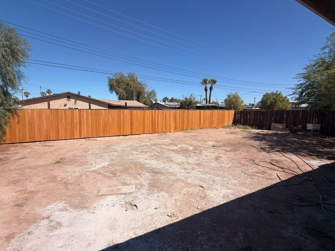 1220 Driftwood Dr - Photo 2 of 9