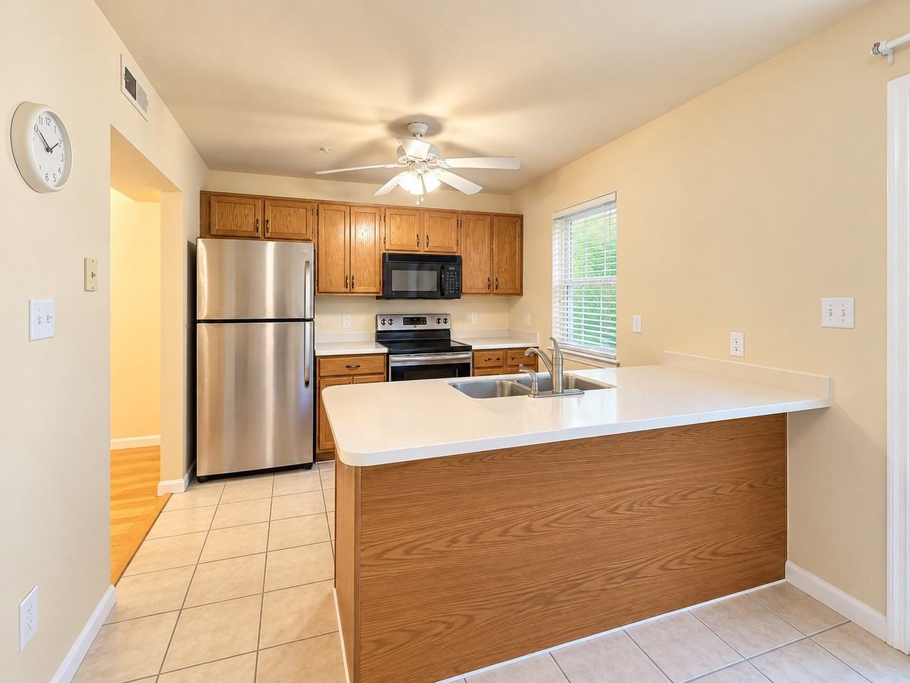 2 Wetherburne Way - Photo 4 of 18