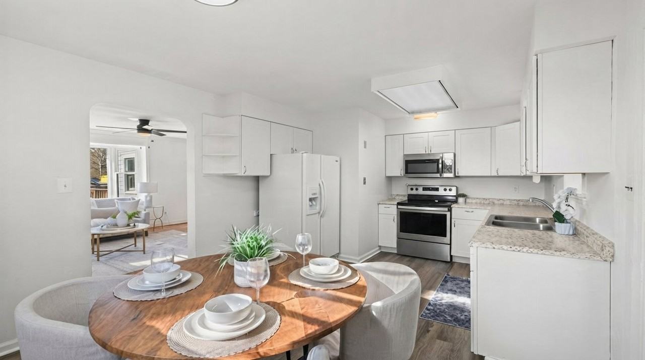 301 Bryan Point Rd - Photo 5 of 12