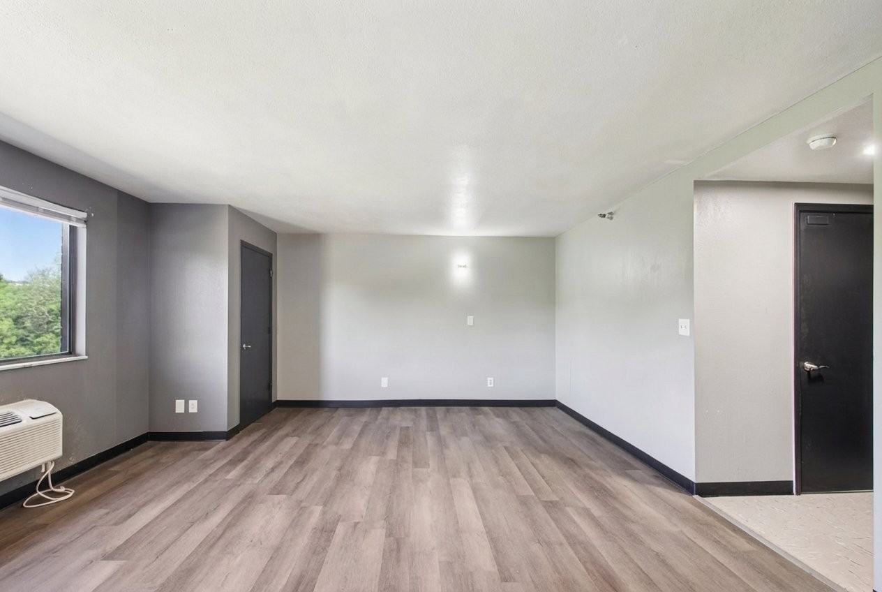 1300 E Ayers St #323 - Photo 5 of 10
