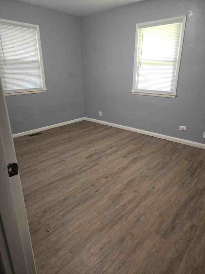 1706 Costello Dr - Photo 2 of 8
