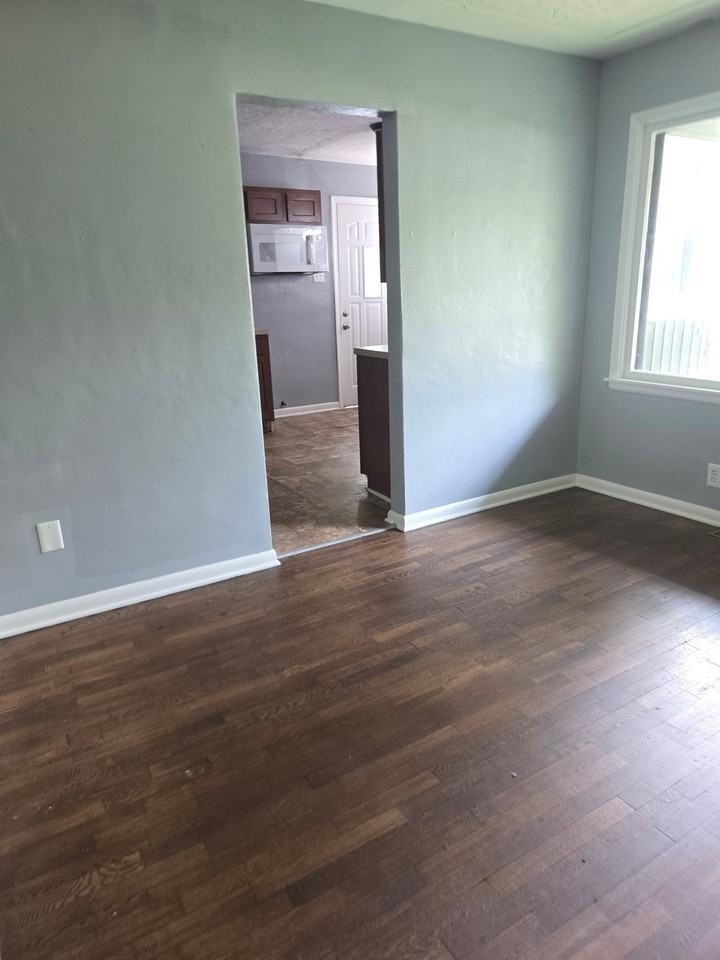 1706 Costello Dr - Photo 6 of 8