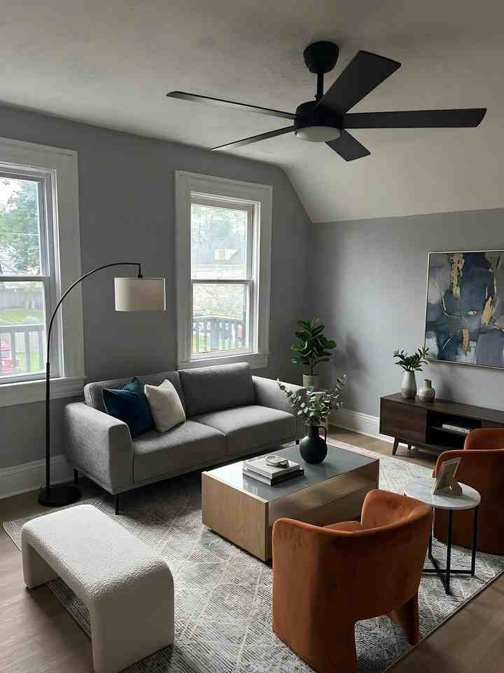 7810 Wentworth Ave #2ndFL - Photo 3 of 5