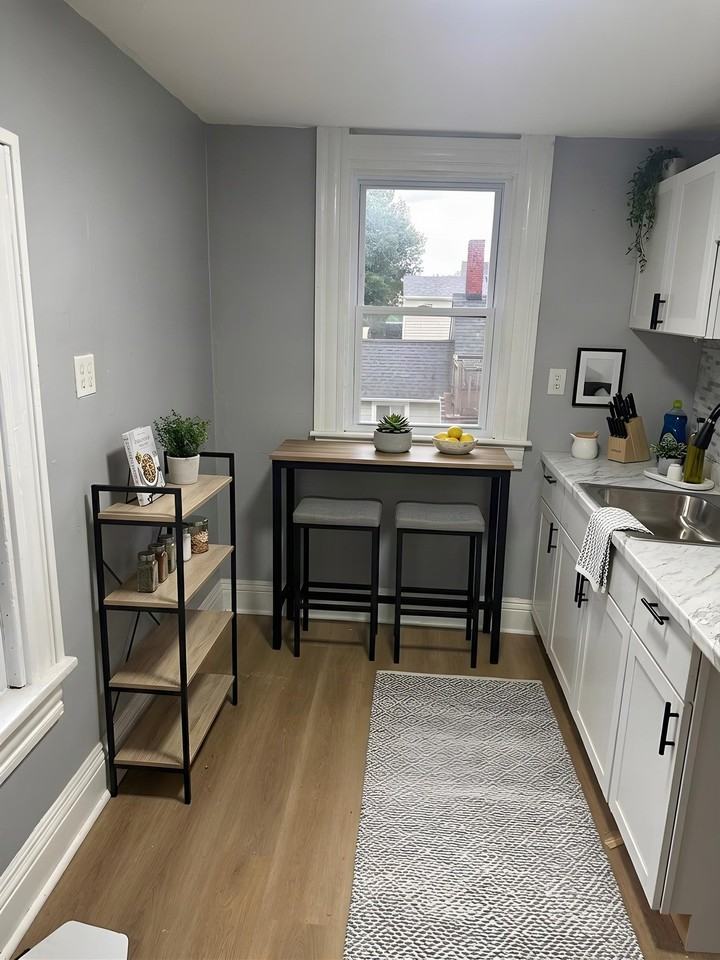 7810 Wentworth Ave #2ndFL - Photo 4 of 5