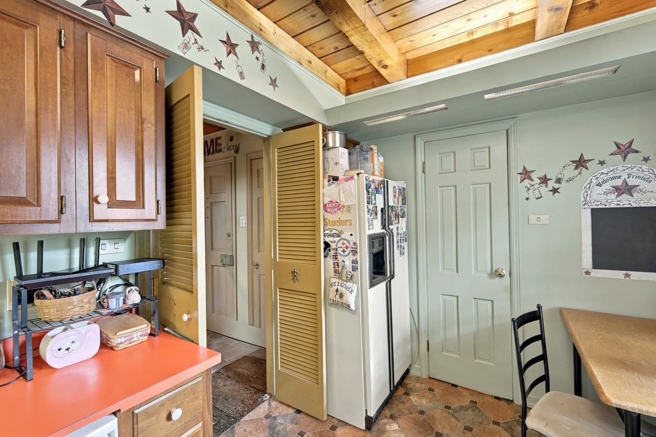 186 Washington St #REAR - Photo 5 of 16