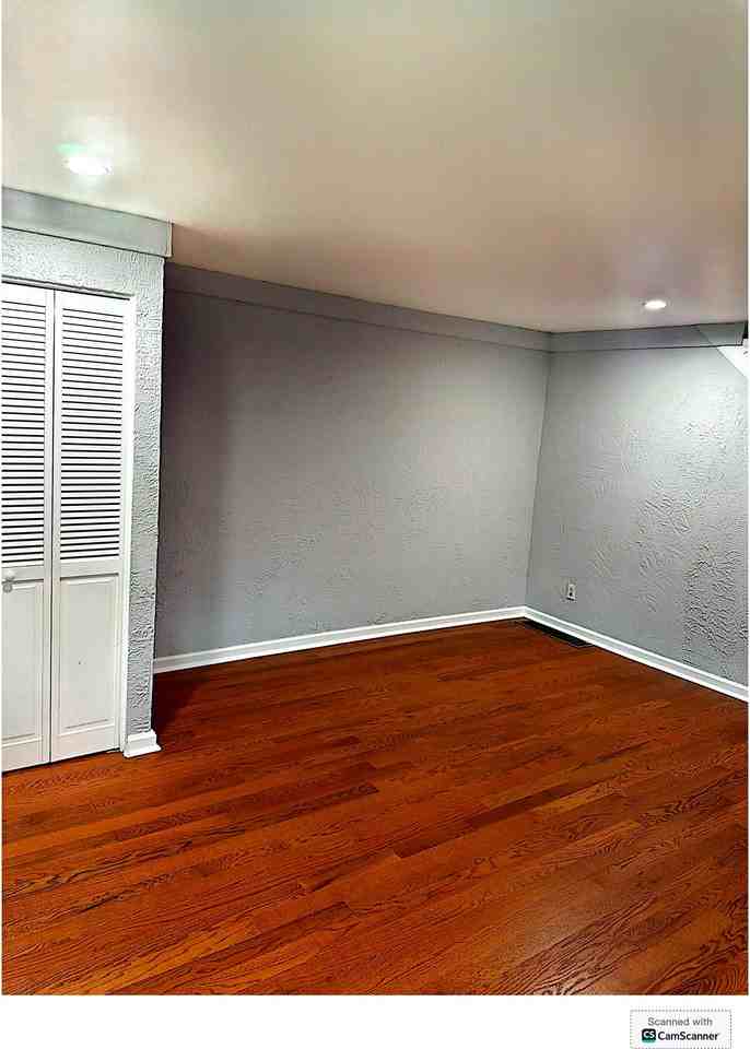 2111 Southorn Rd - Photo 2 of 16
