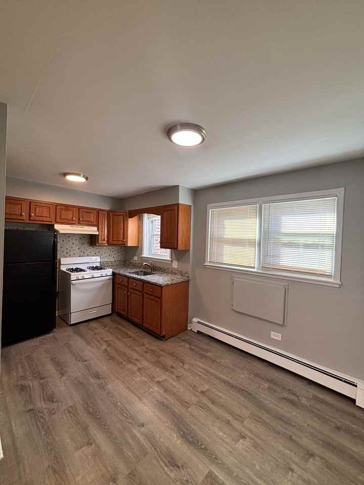 2057 135th Pl #2057-4 - Photo 2 of 7