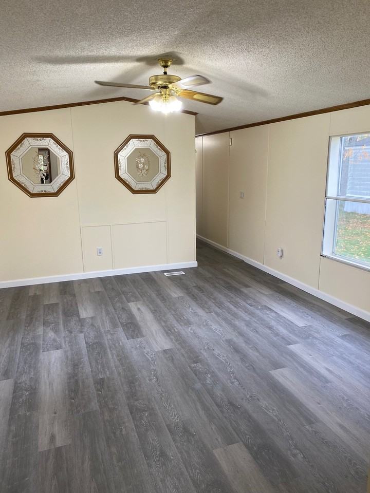 14 Harriman Cove Rd - Photo 5 of 19