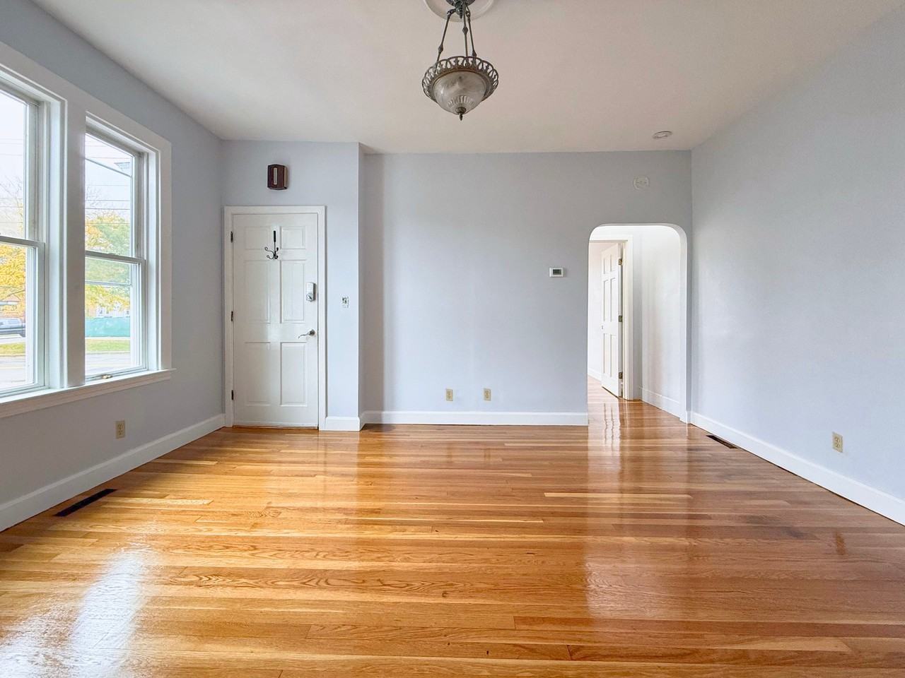 13 Brooks Ave #1 - Photo 4 of 13