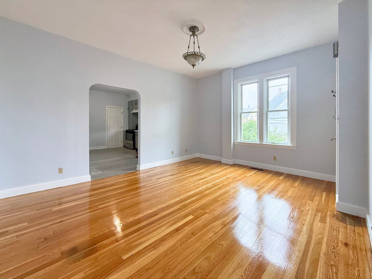 13 Brooks Ave #1 - Photo 5 of 13