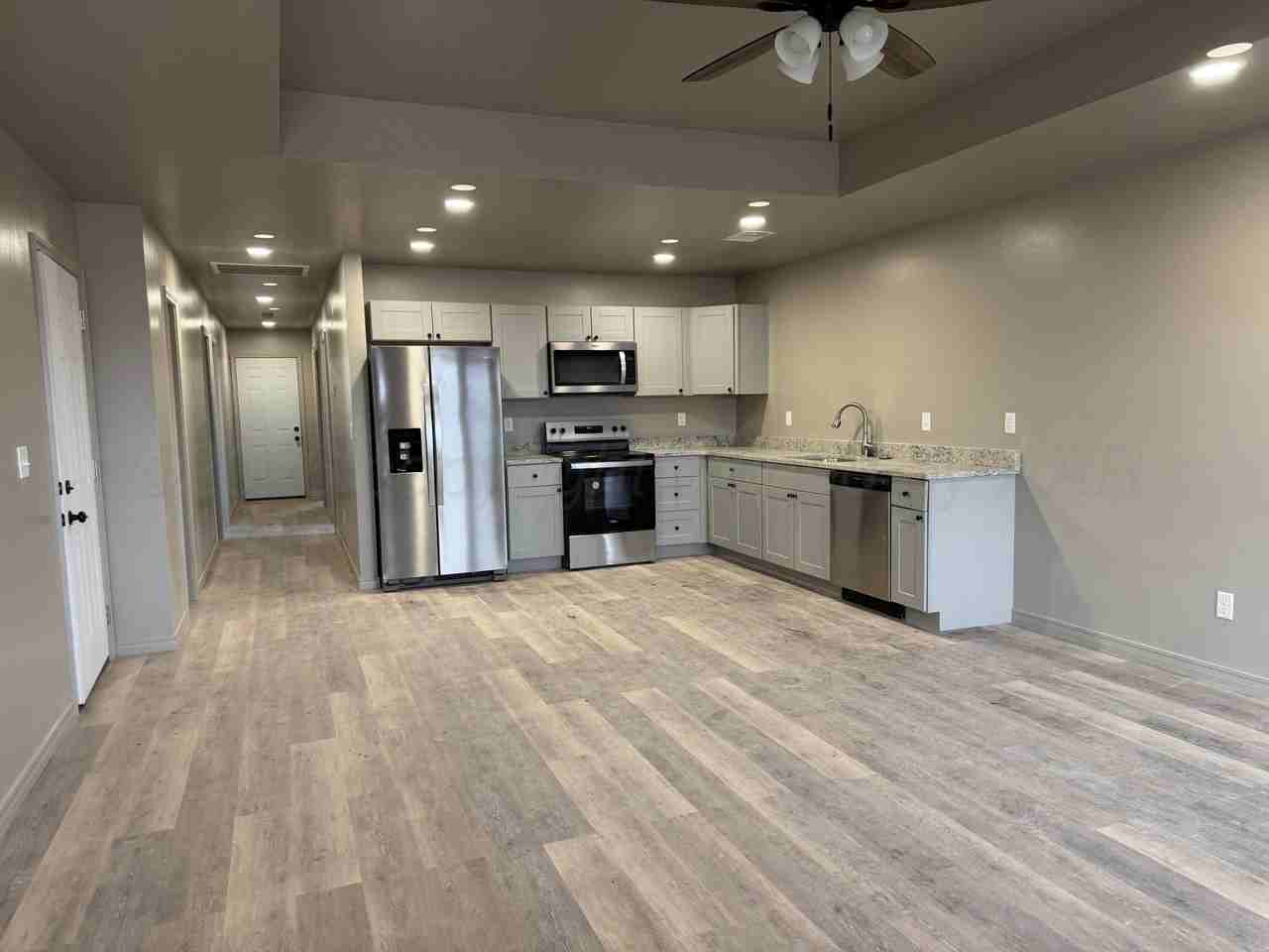 1114 Caprock St - Photo 4 of 12