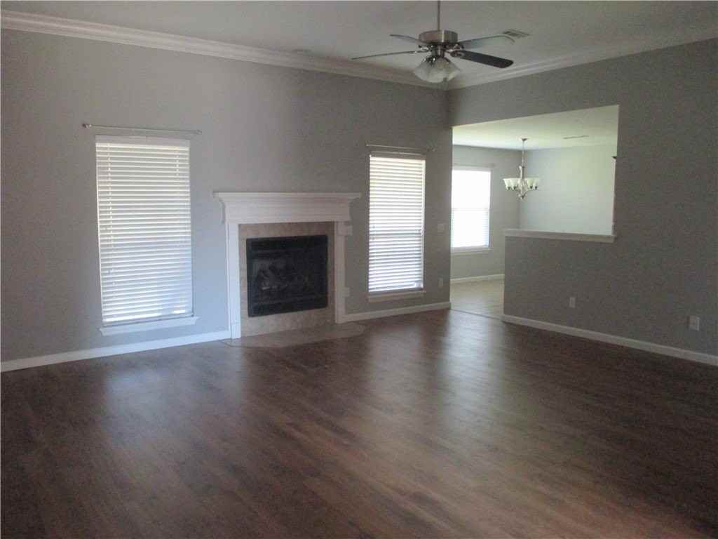 1484 Luke St - Photo 2 of 10