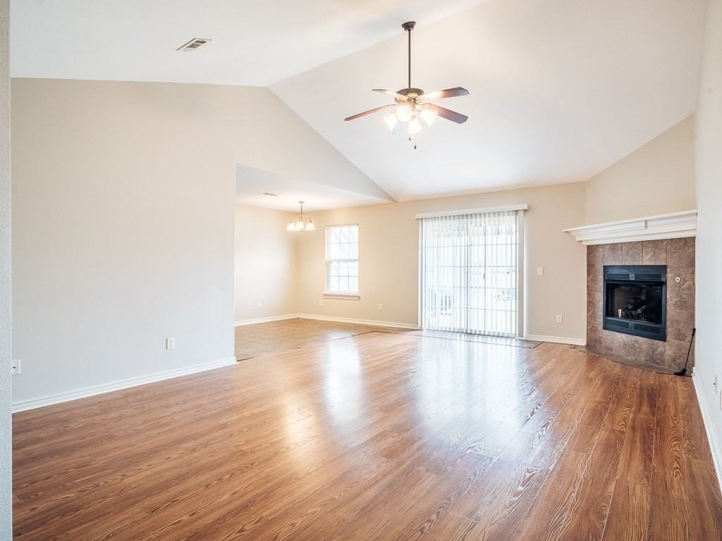 550 Washburn Dr - Photo 3 of 17