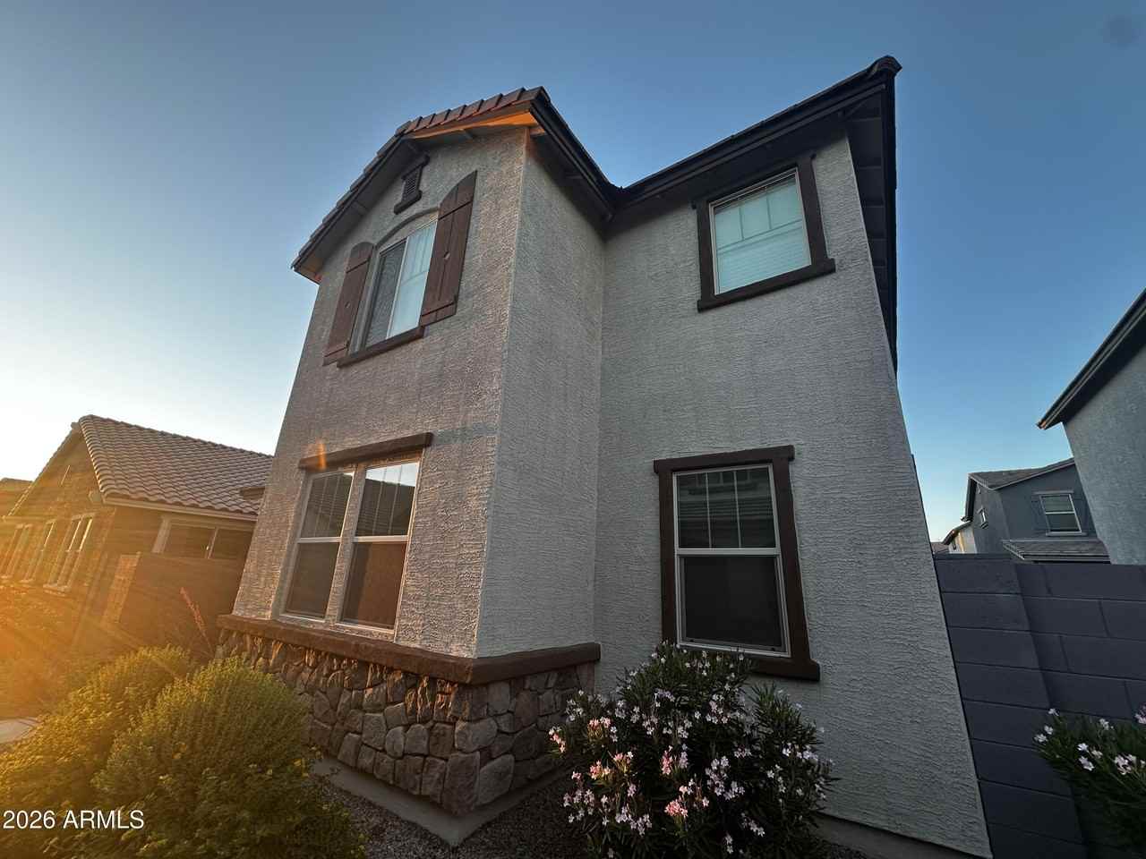 3757 N 100th Ave - Photo 2 of 26