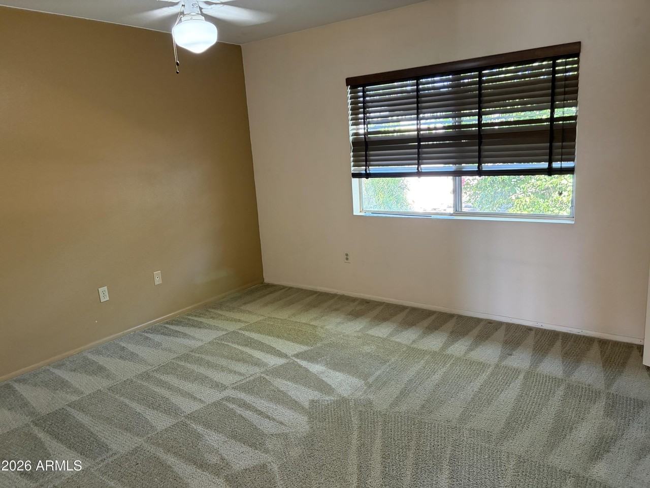 1110 W Hermosa Dr - Photo 5 of 12