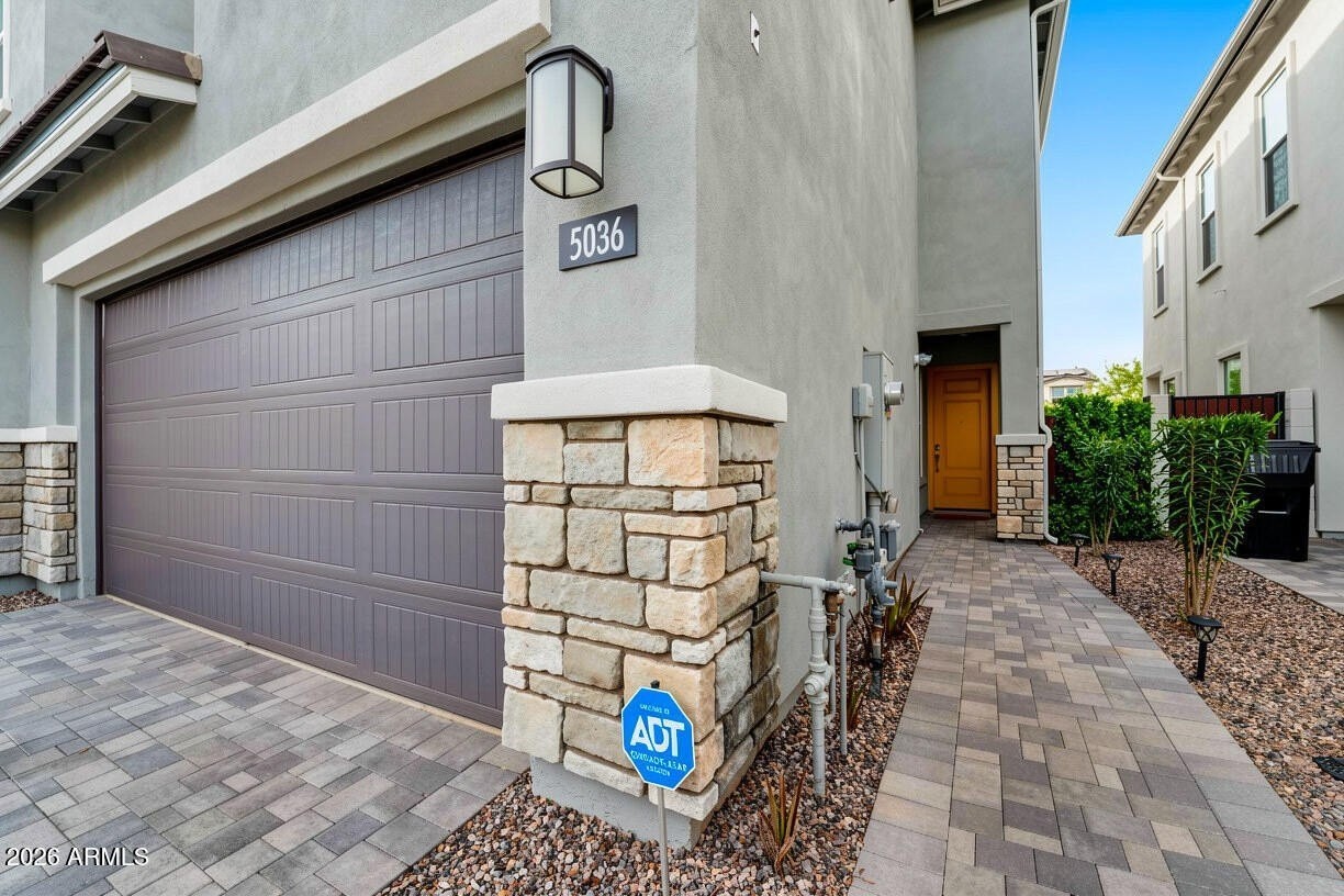 5036 E Campo Bello Dr - Photo 3 of 50
