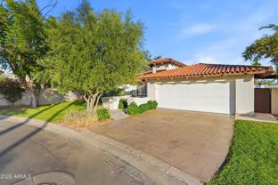 3187 E Berridge Ln - Photo 1 of 1