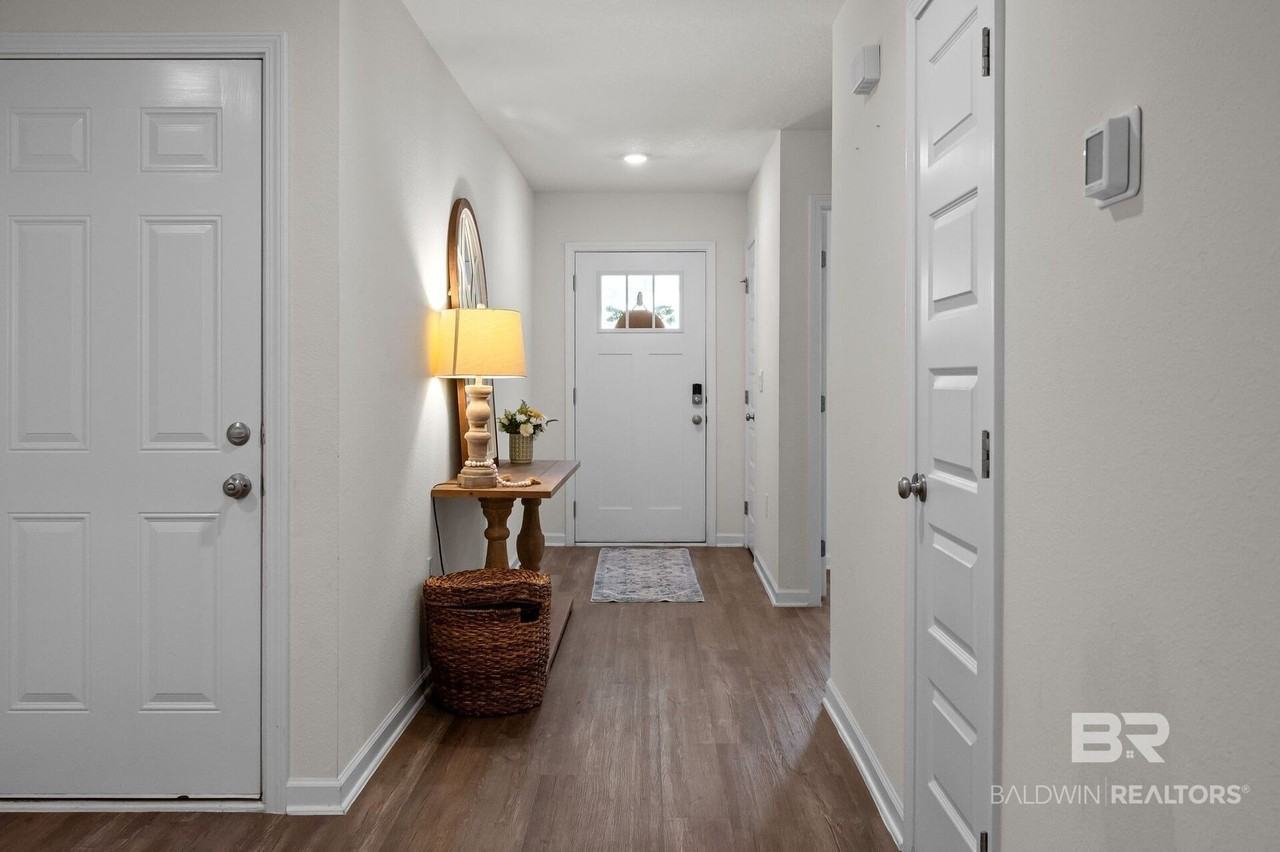 15806 Laurelbrooke Loop - Photo 2 of 16