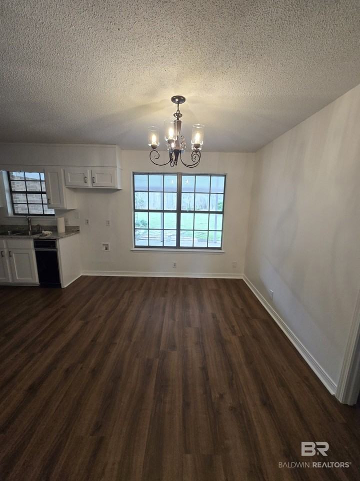 214 Black Oak Way - Photo 4 of 14