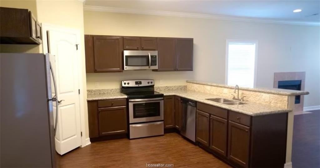 3701 College Main St - Photo 5 of 8