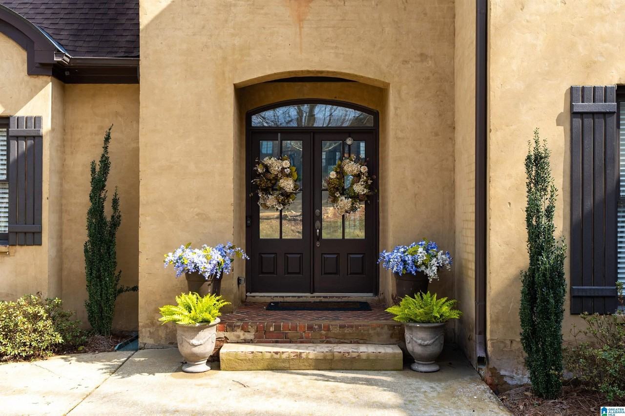 2166 Lakeview Trce - Photo 3 of 50