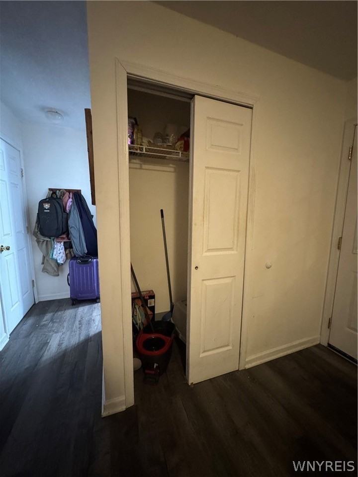 29 Henrietta Ave - Photo 5 of 13
