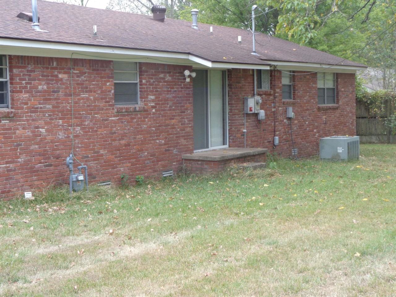 9729 Lanehart Rd - Photo 6 of 24