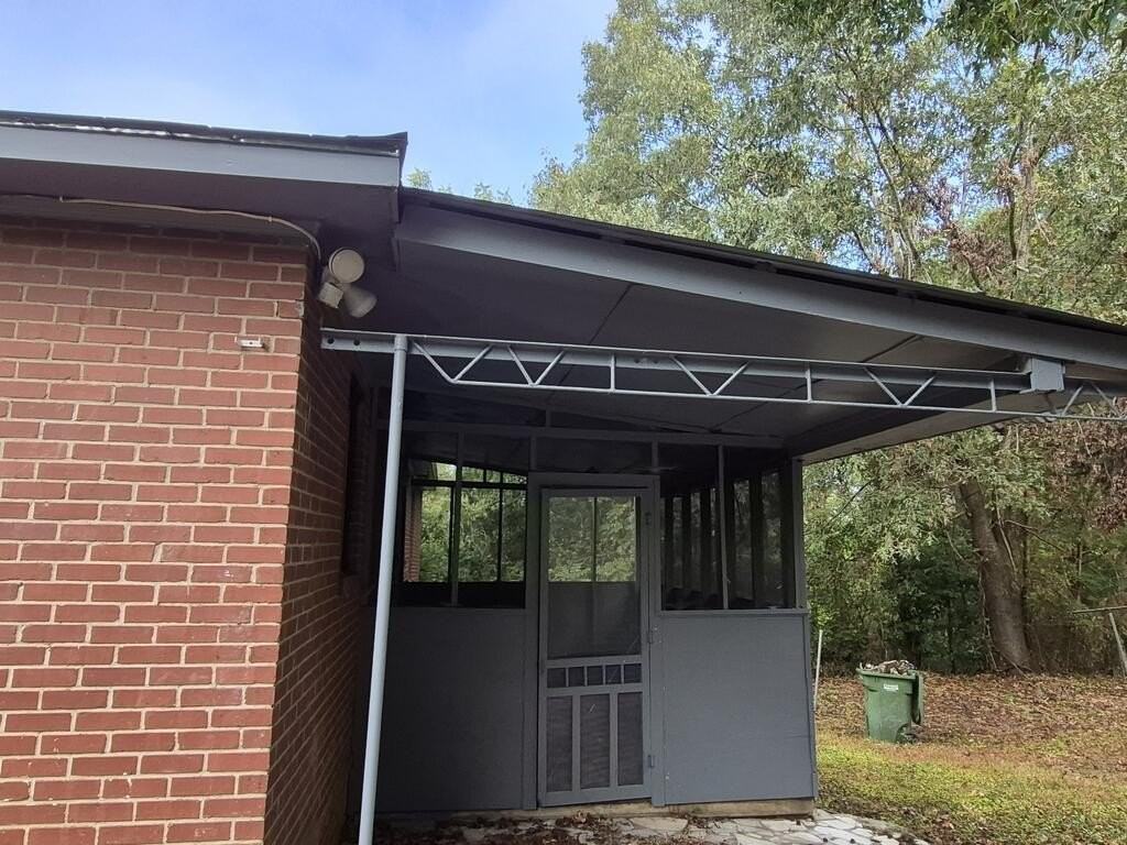 4 Lambert Dr - Photo 5 of 11