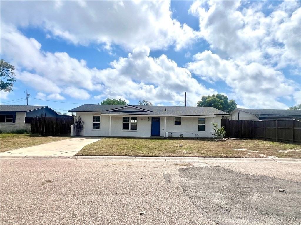 3025 Bimini Dr - Photo 2 of 18