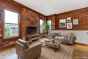 10 1/2 Clark Pl - Photo 1 of 1