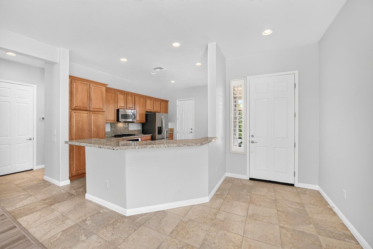 81903 Avenida Bienvenida - Photo 7 of 25