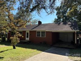 featured image of 805 E Iredell Ave
