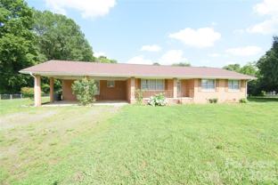 4099 Shenandoah Dr Sw - Photo 1 of 1
