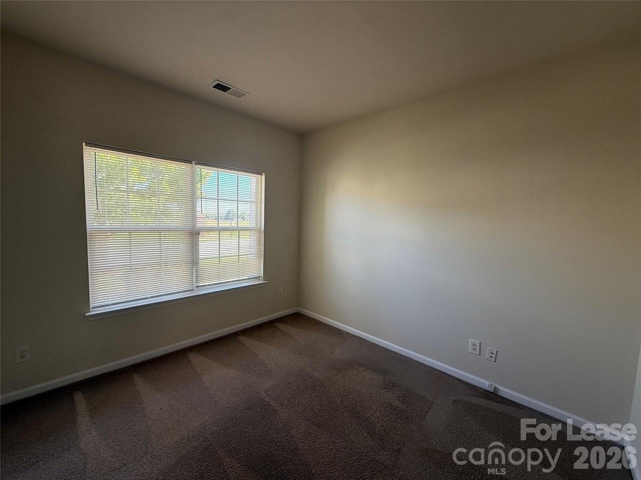 8560 Magnolia Springs Dr - Photo 4 of 27