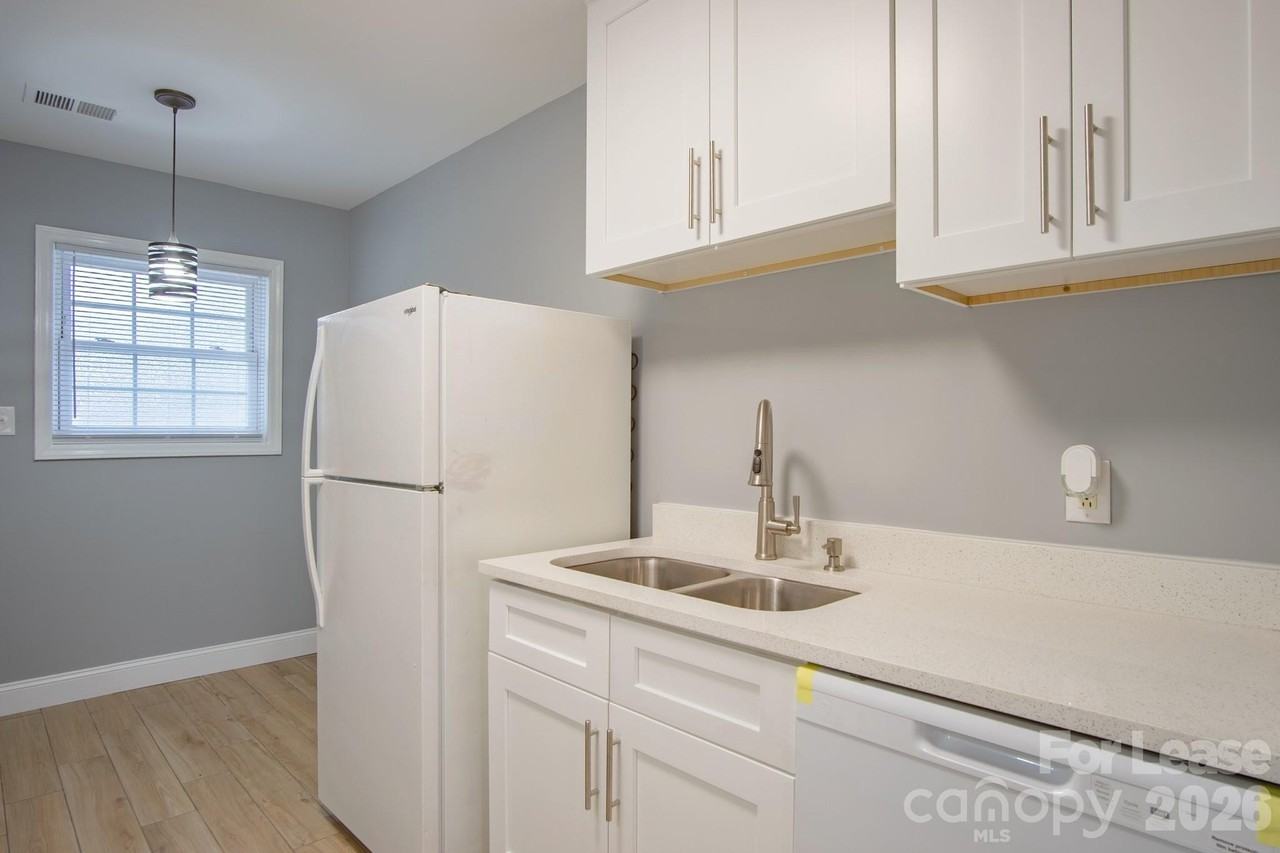 3519 Benard Ave #4 - Photo 6 of 14
