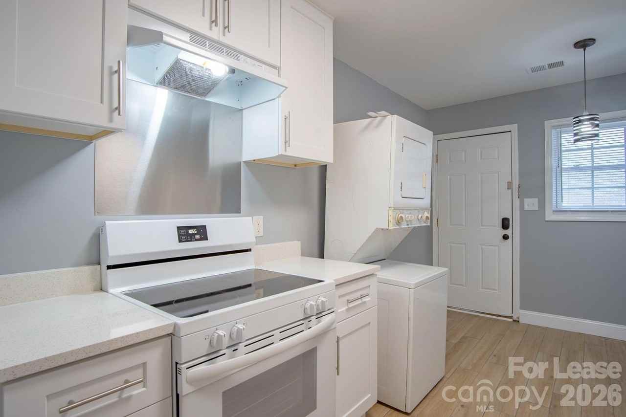 3519 Benard Ave #4 - Photo 7 of 14