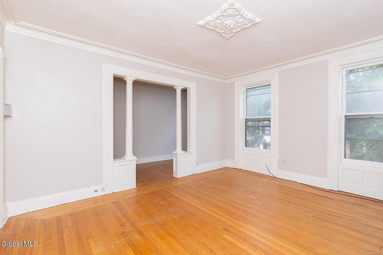 338 Madison Ave #2R - Photo 5 of 23