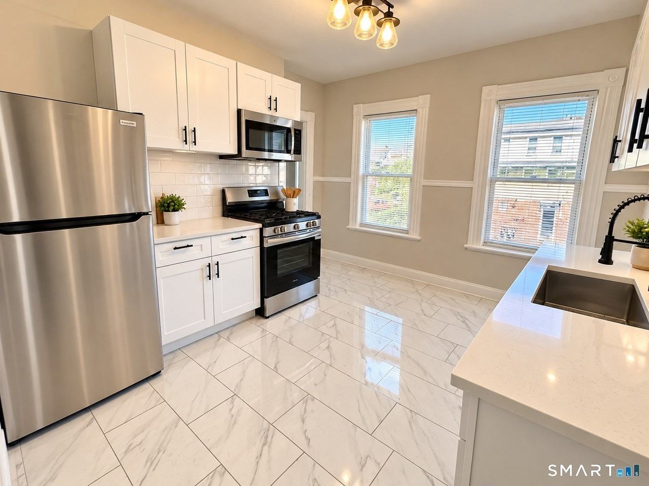 725 Beechwood Ave #2 - Photo 5 of 13